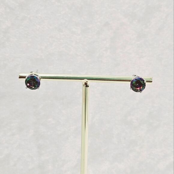 🔥NEW, Mystic Topaz studs. Large and beautiful!! - Picture 1 of 4